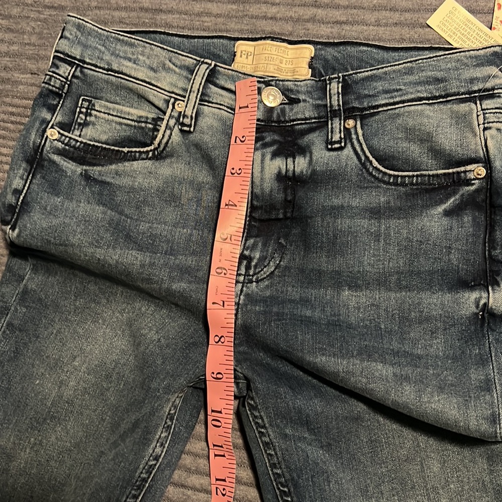 NWT Free People : Turquoise Distressed Jeans - 27 - Picture 7 of 13
